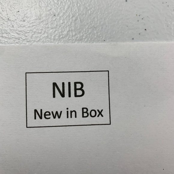 Calvin Klein Men's 3 Pack Classic Fit‎ White V-Neck Cotton T-Shirt S/P NIB 6299 - Picture 7 of 8